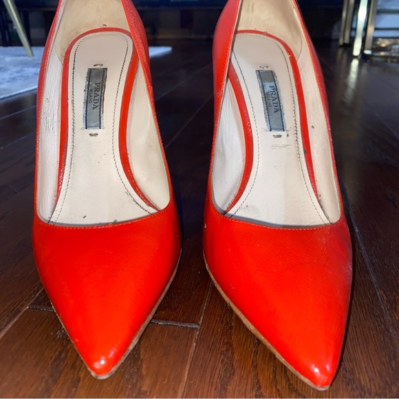 Prada Saffiano Leather Pumps - Picture 10 of 10